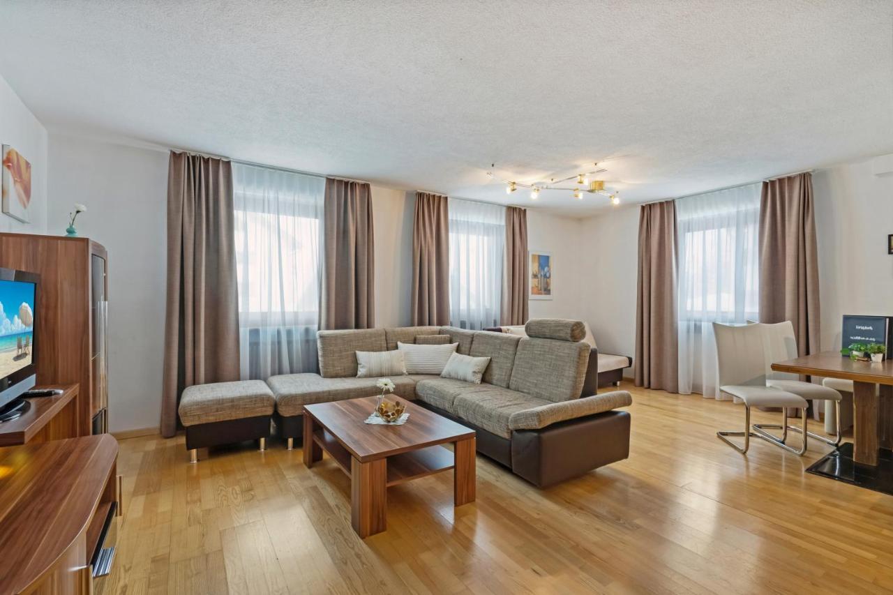 Haus Derby Apartman Samnaun Kültér fotó