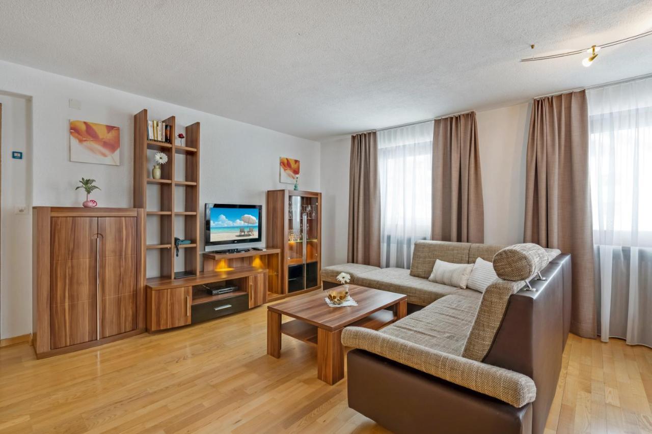 Haus Derby Apartman Samnaun Kültér fotó